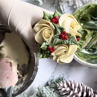 CHRISTMAS CUPCAKE DECORATING WORKSHOP-Workshop-Little Lane Workshops