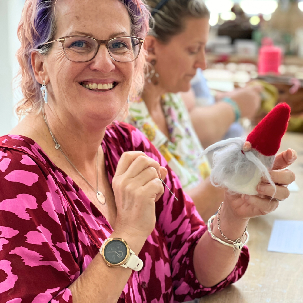 NEEDLE FELTED CHRISTMAS ORNAMENTS WORKSHOP-Workshop-Little Lane Workshops